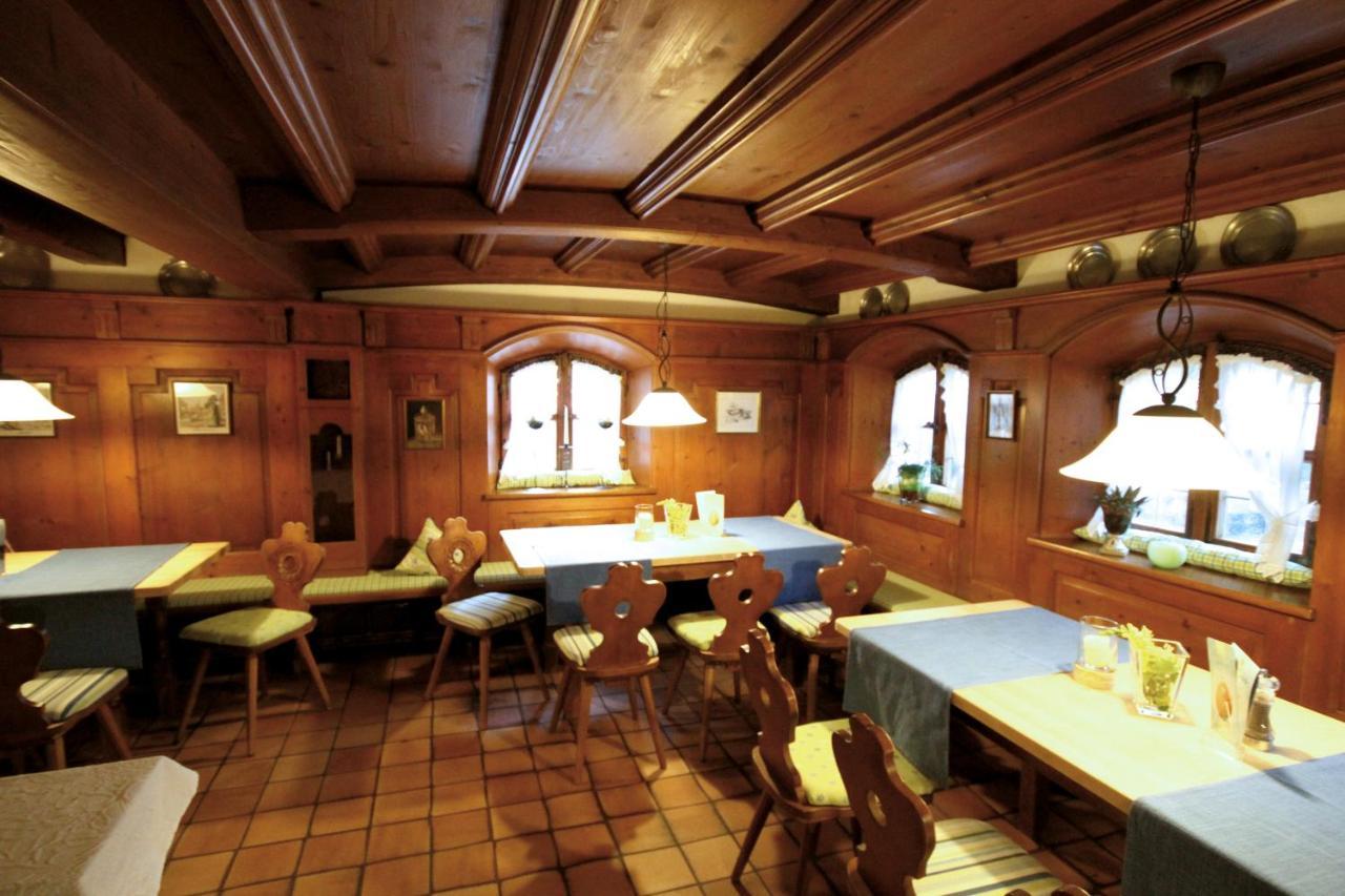 Landgasthof Blaue Traube Burgthann Exterior foto